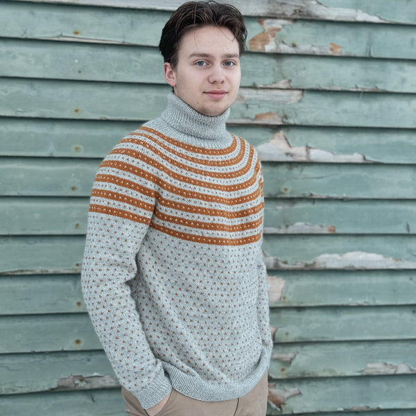 SAUTSO SWEATER VOKSEN -Norsk oppskrift